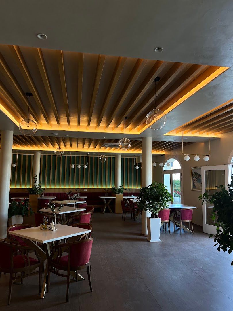 Sea Gold Restaurant 3